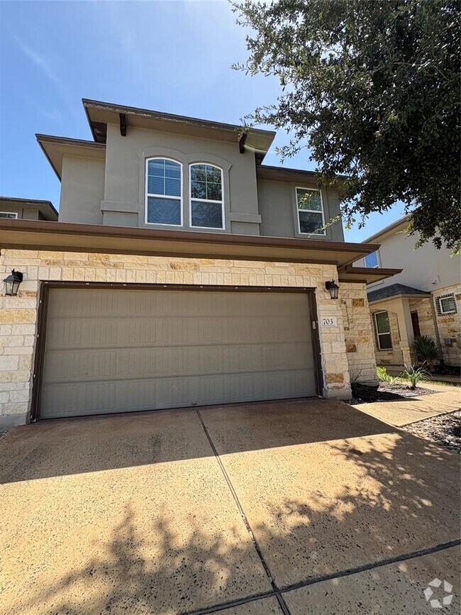 Building Photo - 13400 Briarwick Dr Unit 703 Rental