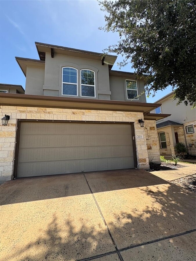 Photo - 13400 Briarwick Dr Unidad 703 Rental