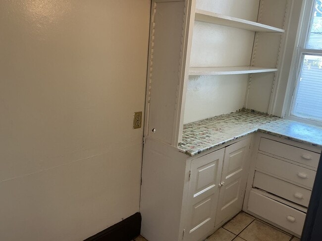 Photo - 800-802 S 32nd St Unit lower