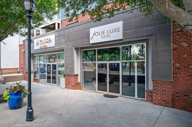 Apex West Midtown general photo