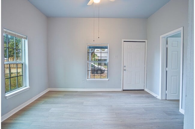 Photo - Convenient Home near Downtown's Heart