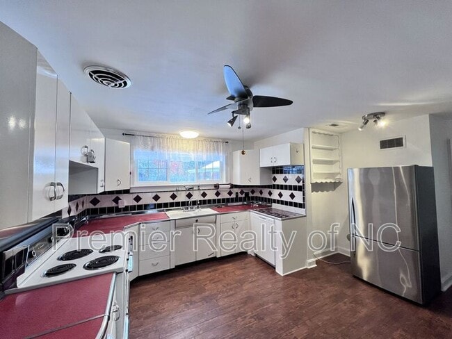 Photo - 412 S Main St Unidad A