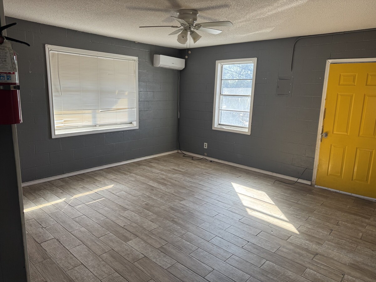 Photo - 2201 Chicago Ave Unit 300-B