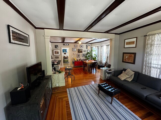 Photo - 178 Oak Hill Ave Unit First Floor