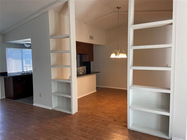 Photo - 2921 Village Crest Cir