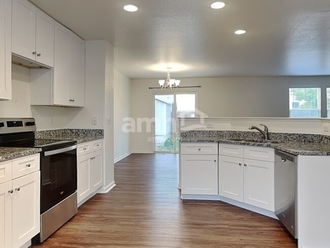 Photo - 1134 Sunbird Ave