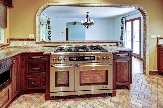 Photo - 4530 N Wilson Ave