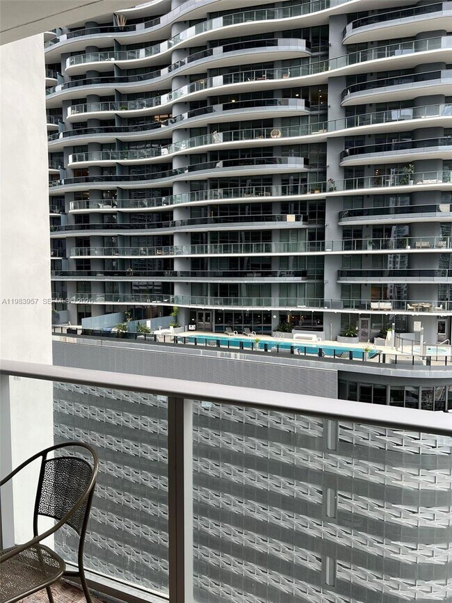 Photo - 1010 Brickell Ave Unit 2010