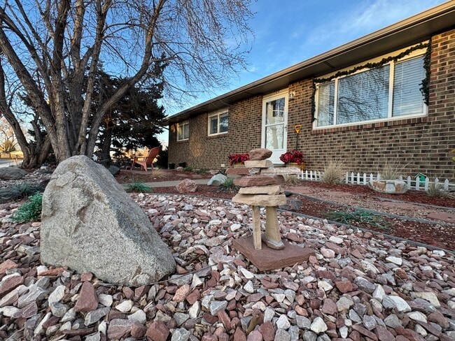 Building Photo - 100 Lawley Dr