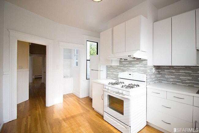 Building Photo - 527 Union St Unit 527A