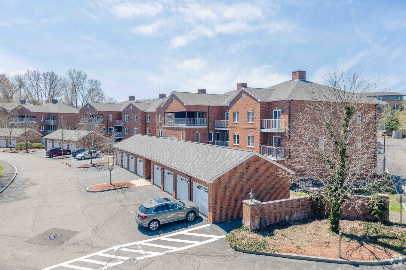 7 Conant Road - The Willows at Winchester