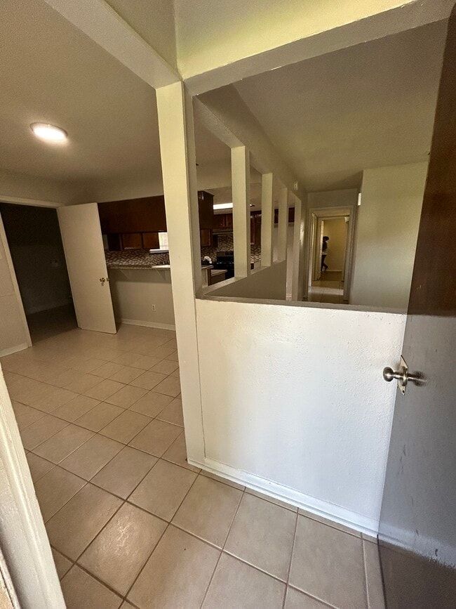 Photo - 7223 Valmont Dr