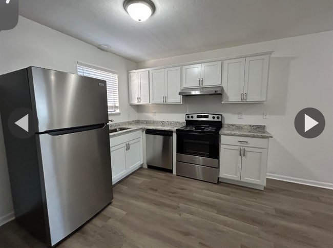 Photo - 350 Hayden Rd