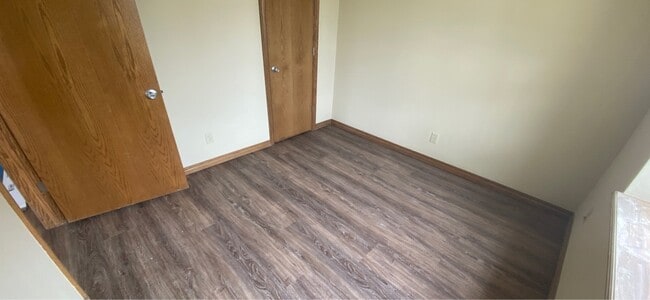 117 W Main St