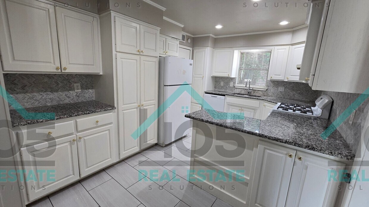 3 Bedroom MWC w/Flex room! - 3 Bedroom MWC w/Flex room!