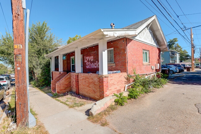 Building Photo - 1220 11th St Rental