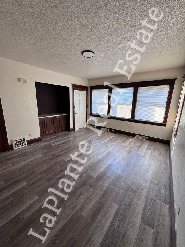 Photo - 1308 Goodale Ave Unit Lower