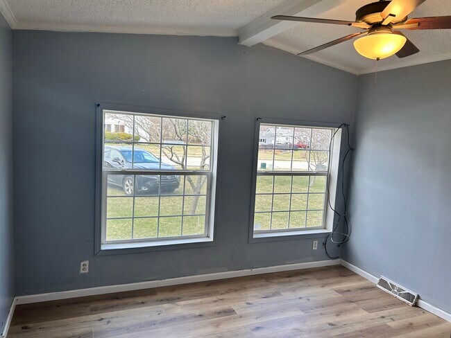 Photo - 1409 E Borley Ave