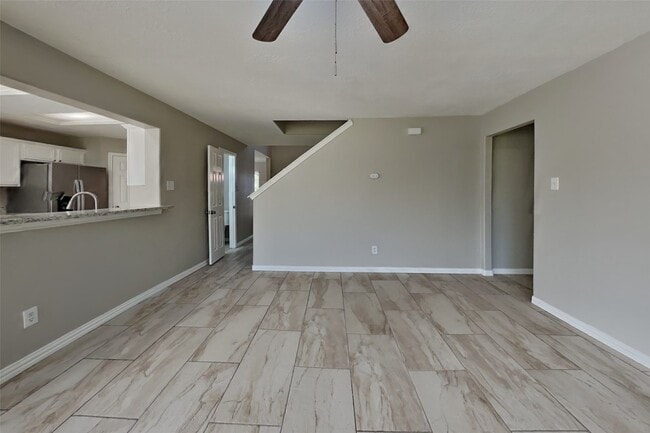 Photo - 19731 Village Ridge Dr