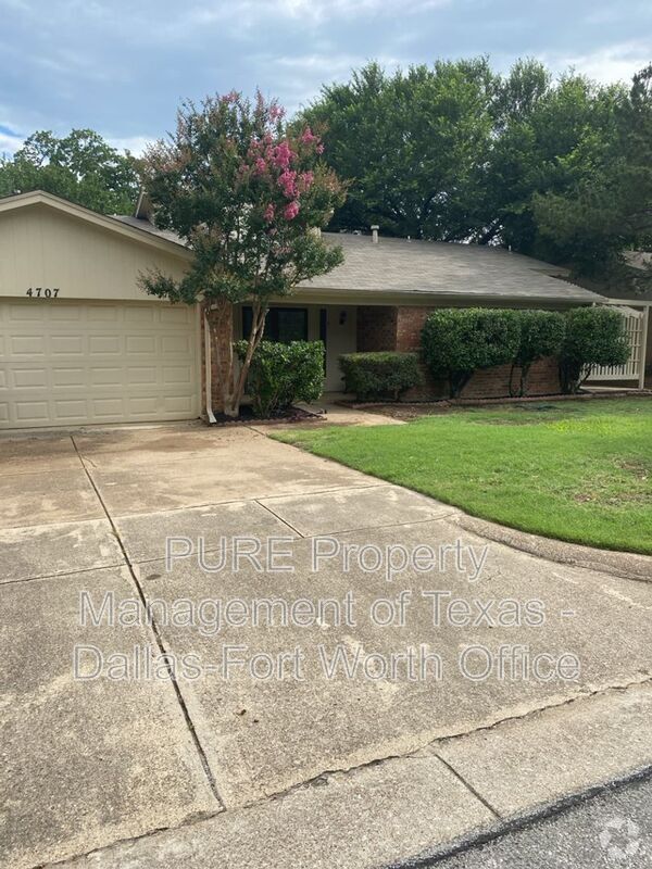 Building Photo - 4707 Burning Springs Dr Rental