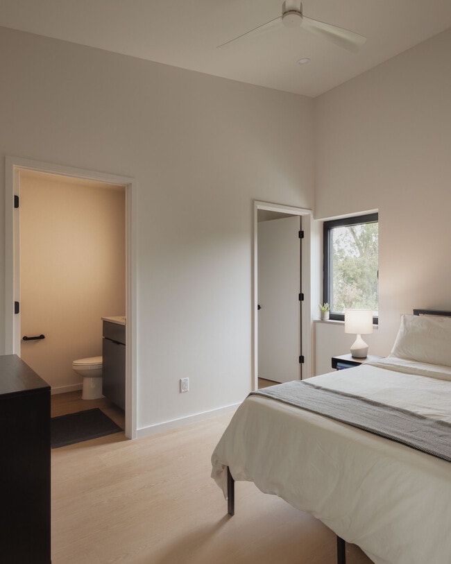 Photo - 796 Stewart Ave