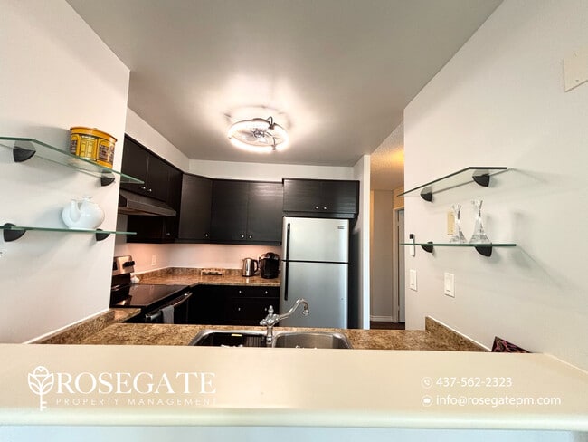 Photo - All-Inclusive 2-Bedroom Condo with Parking, Locker & Internet – Pet Friendly – Barrie Unit 511