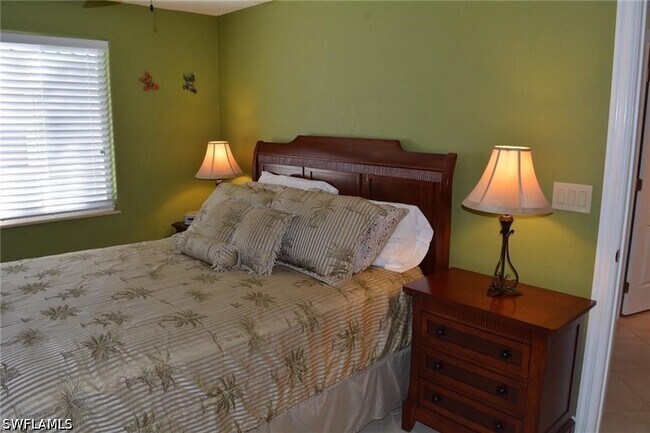 Photo - 74 2nd St