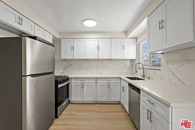 Photo - 7825 W Manchester Ave Unit 10