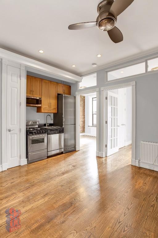 Photo - 47 E 1st St