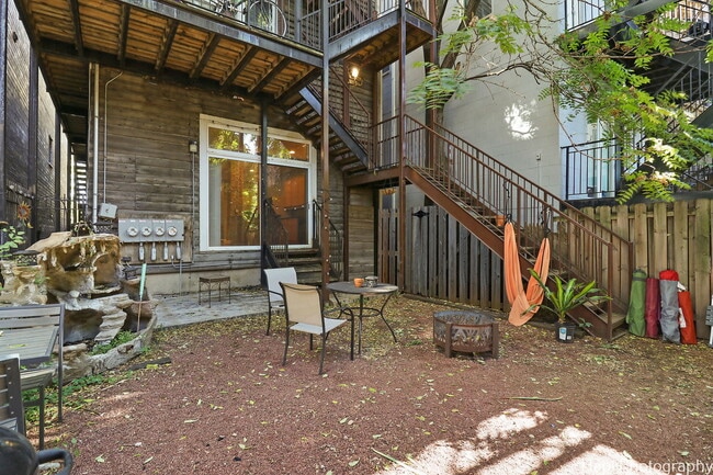 Photo - 1228 N Noble St Unit 1