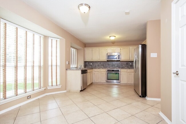 Photo - 3011 Renaissance Dr