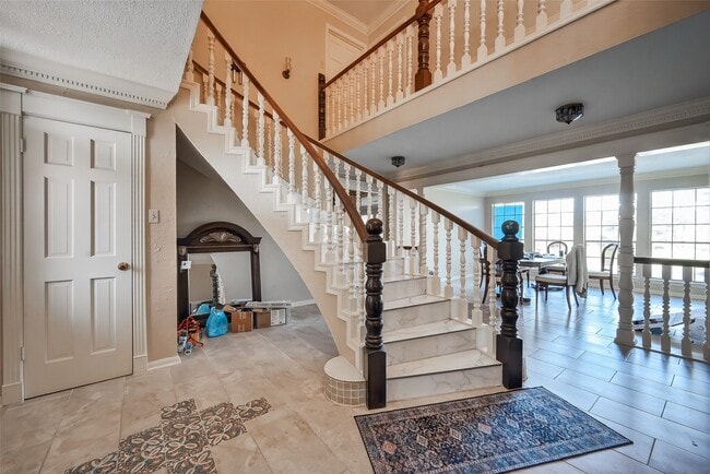 Photo - 11302 Hylander Dr