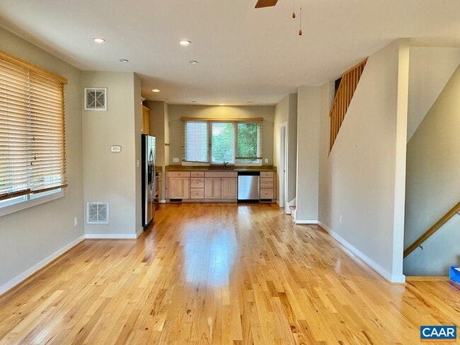 Photo - 1013 Linden Ave