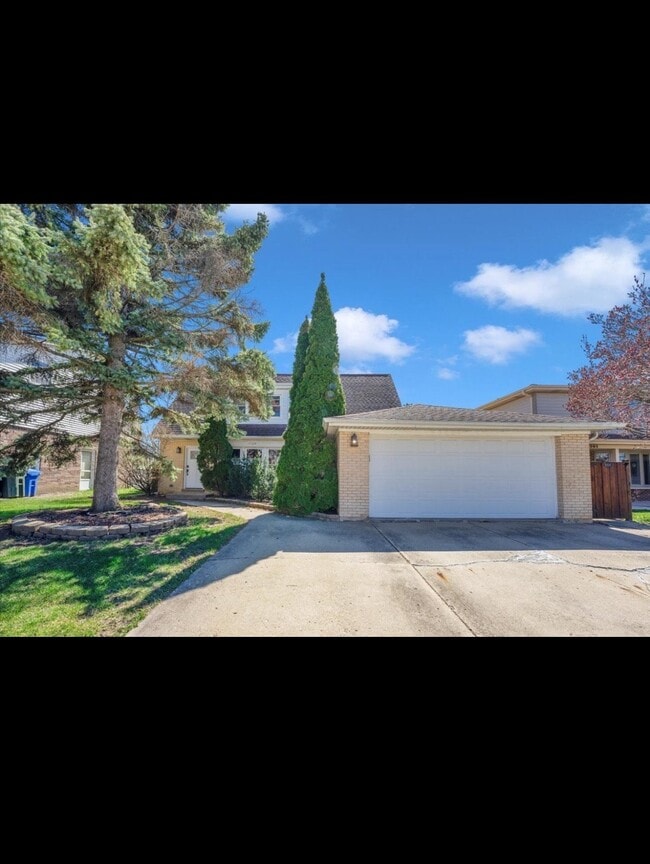 Building Photo - 1103 E Ardyce Ln