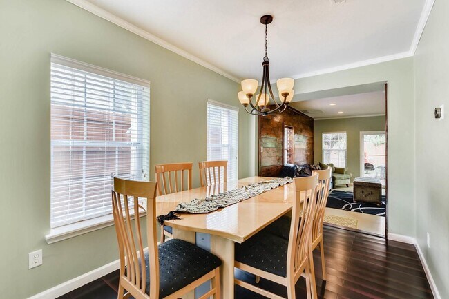 Photo - 5202 Pershing St