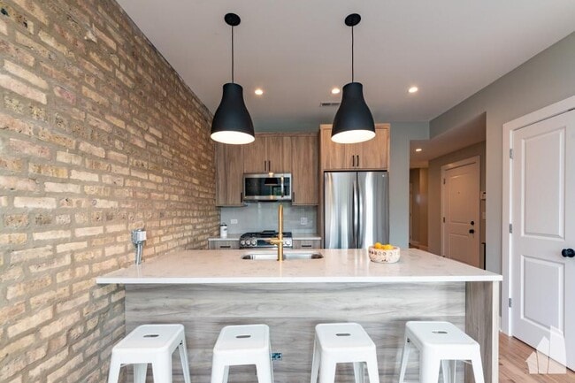 Photo - 2 bedroom in Chicago IL 60647