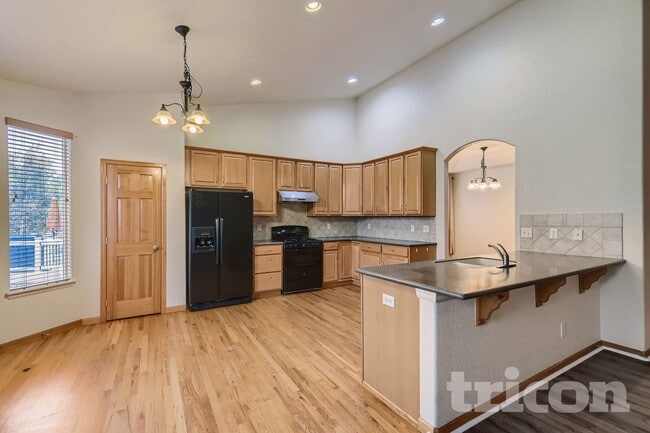 Photo - 4981 Mt Cameron Dr