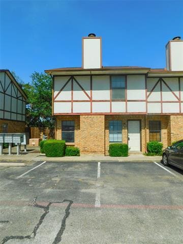 Building Photo - 1137 Dallas Dr