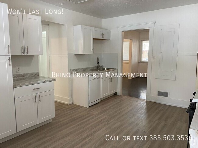 Building Photo - 3224 S Adams Ave Rental