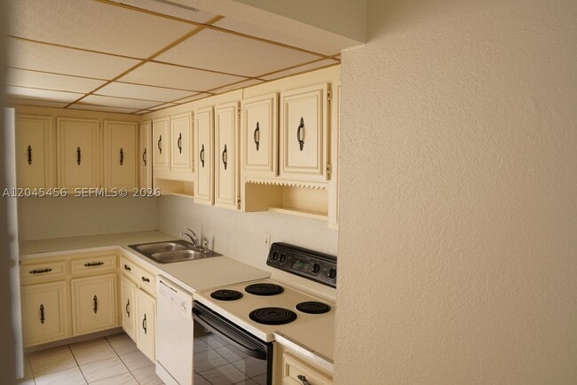 Photo - 1750 James 7K Unit 7K