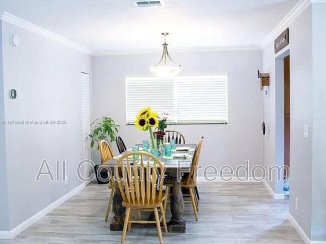 Photo - 22856 SW 53rd Ave