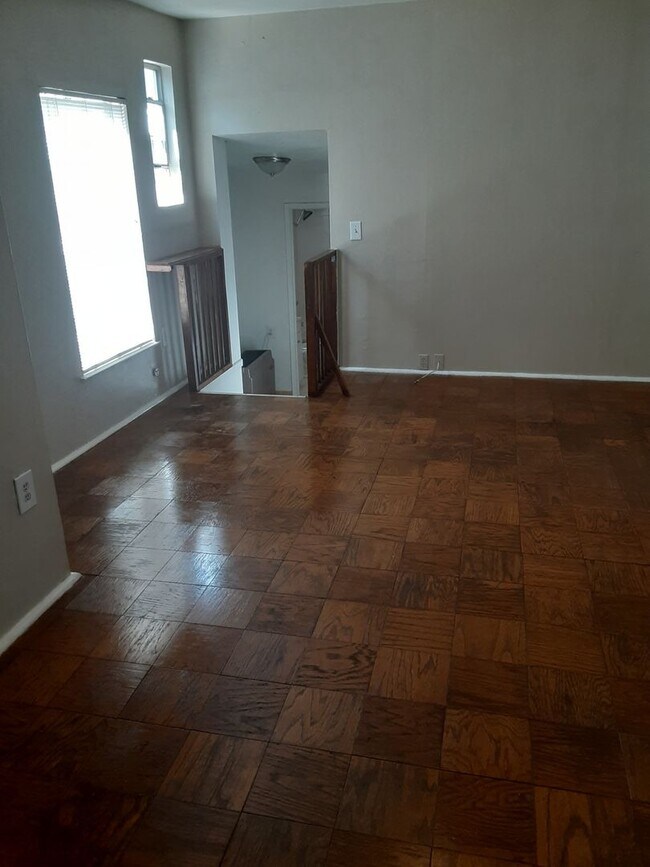 Photo - 1206 Broadway St Unit 1206 B