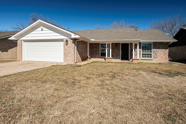 Building Photo - 3-2-2 Beauty Grand Prairie