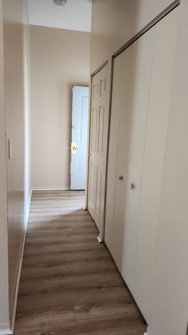 Photo - 1331-1333 Thurston St Unit 1326