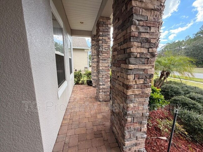 Photo - 305 Medio Dr