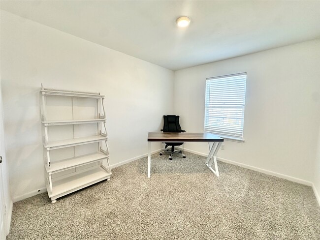 Photo - 11218 Beverley Pk St