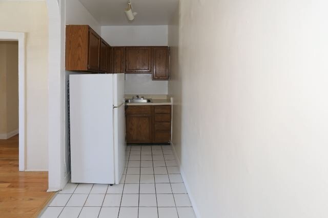 Photo - 516 W Melrose St Unit 014