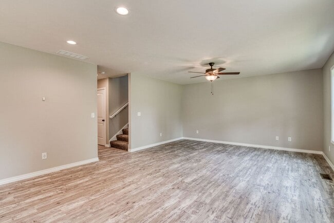 Photo - Brand New 3 Bedroom 2.5 Bathroom Springfie...