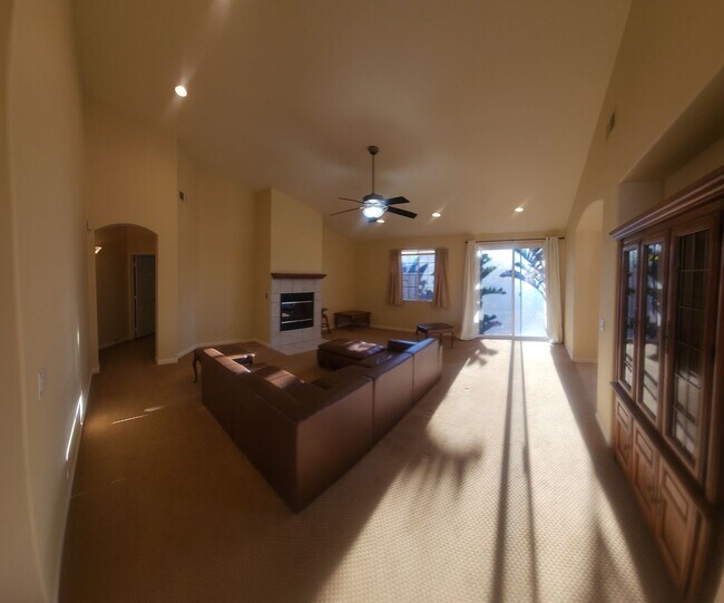 2311 Glenn St