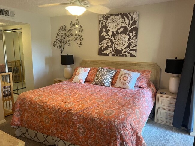 Photo - Seasonal Oaks IV 2/2 first floor condo Unit RR104